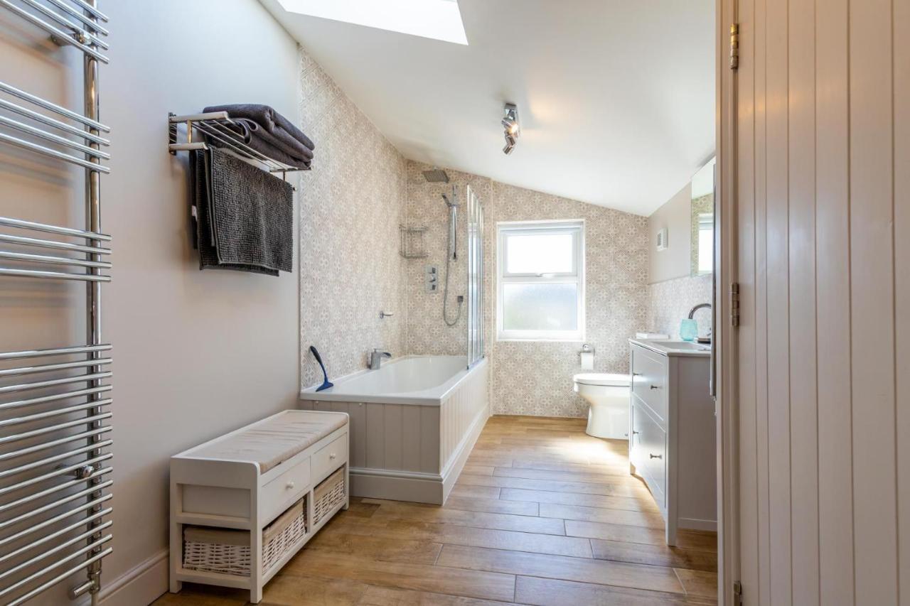 Host & Stay - St Joseph'S Cottage West Runton Exteriör bild
